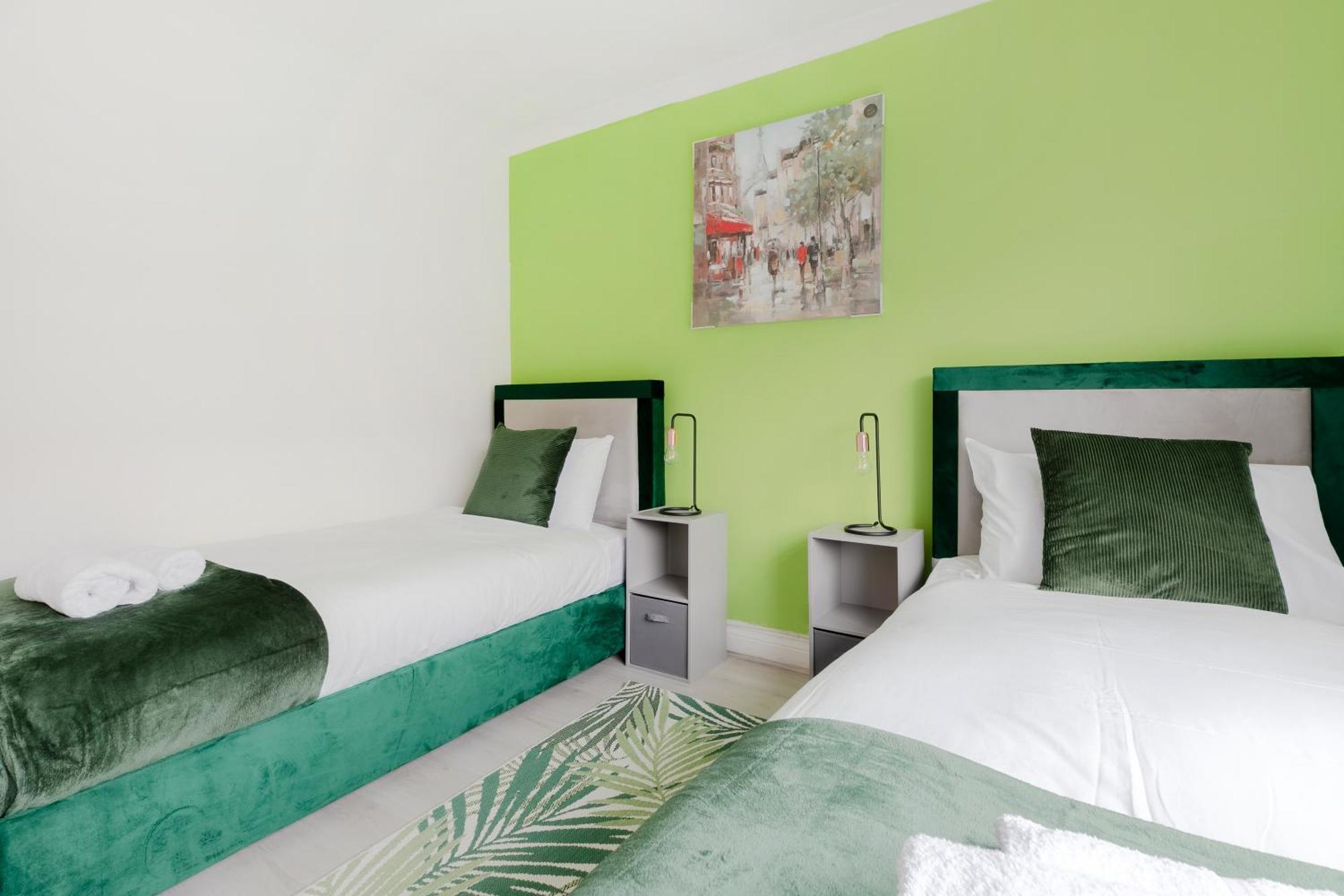 5Br House, Free Parking Offa12, Contractor, Big Families, Relocation Villa Redbridge Luaran gambar